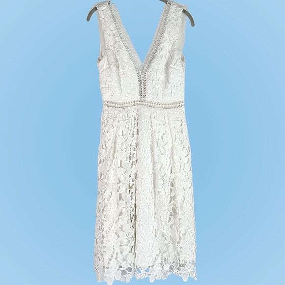 Lulu's Beloved Bloom Ivory Lace V Neck Midi Lined Dress Size Small - Picture 6 of 9